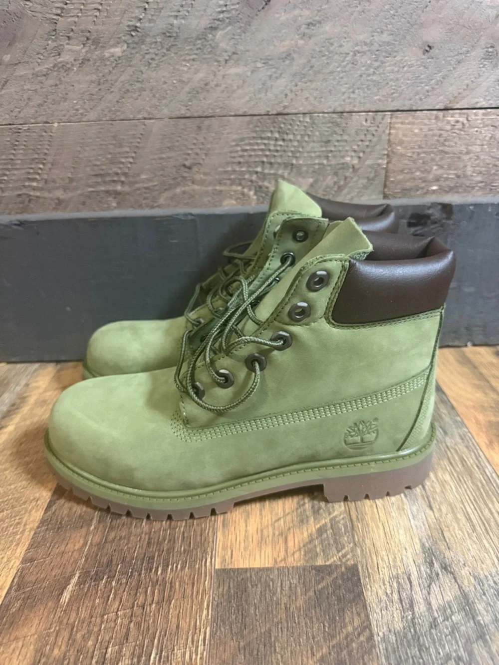 Timberland 6” Premium Waterproof Boots Olive Green - Juniors 6 - Picture 4 of 9
